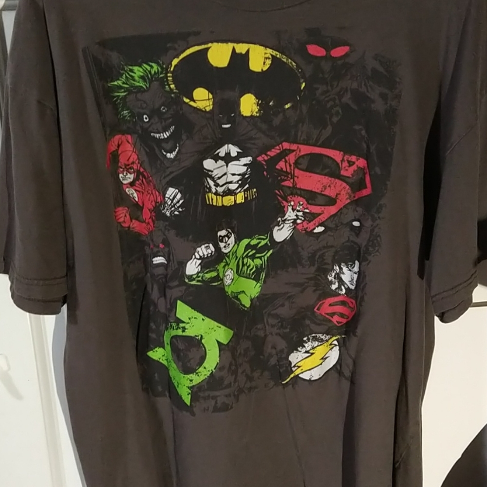 Classic batman shirt
